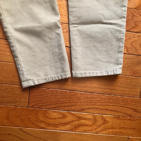 True Religion | 25 - Picture 6 of 6